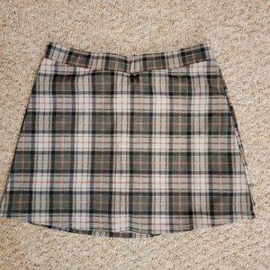Halara green plaid skort size l